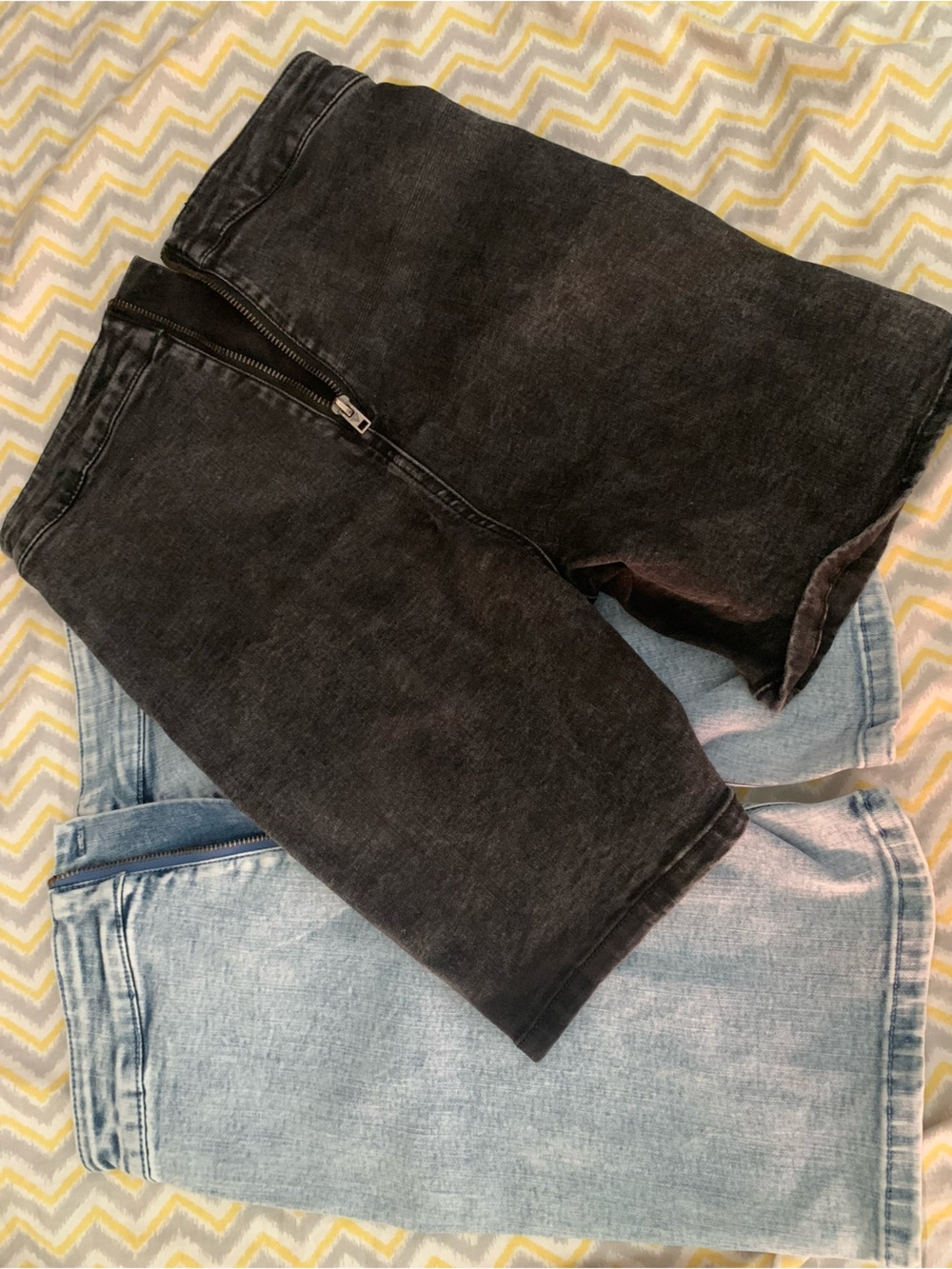 Guess Slim high waisted shorts black and Light Blue set